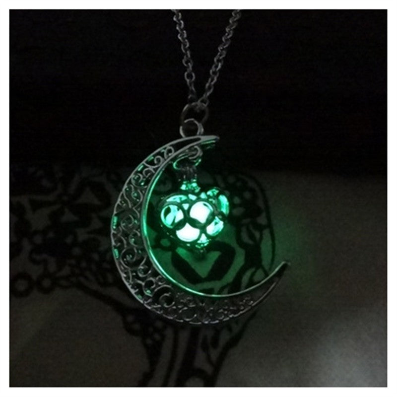 Luminescent Necklace | Glow-in-the-Dark Pendant | Elegant Delicate Chain