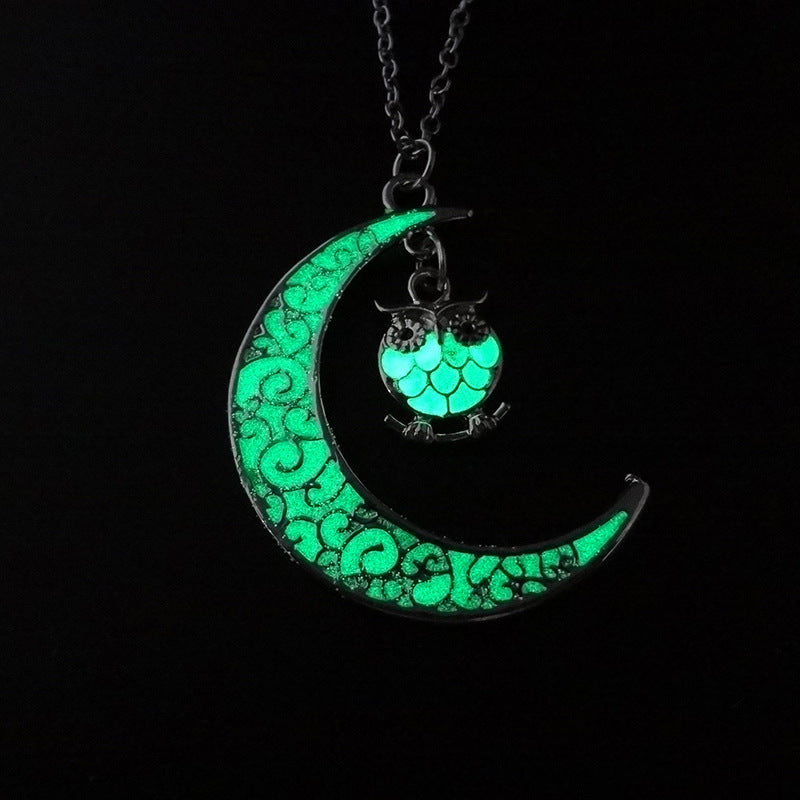 Luminescent Necklace | Glow-in-the-Dark Pendant | Elegant Delicate Chain