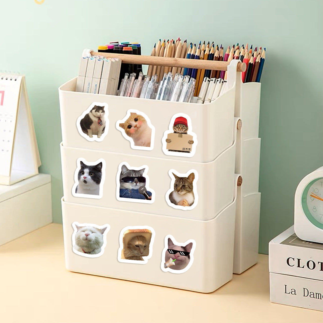 Cat Expression Stickers | 500-Sheet Roll Collection | Premium Japanese Paper